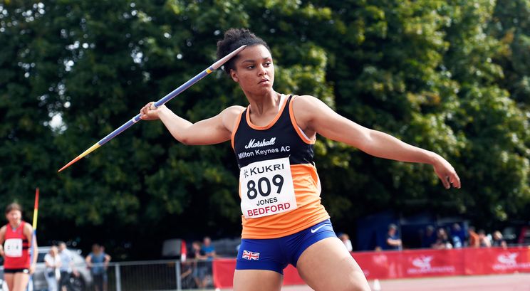 Twelve-year-old Cardiff girl to compete in javelin at US Junior